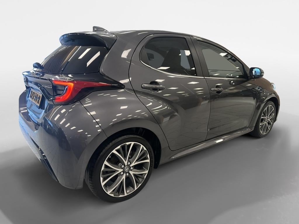 Toyota Yaris 1.5 hybrid executive