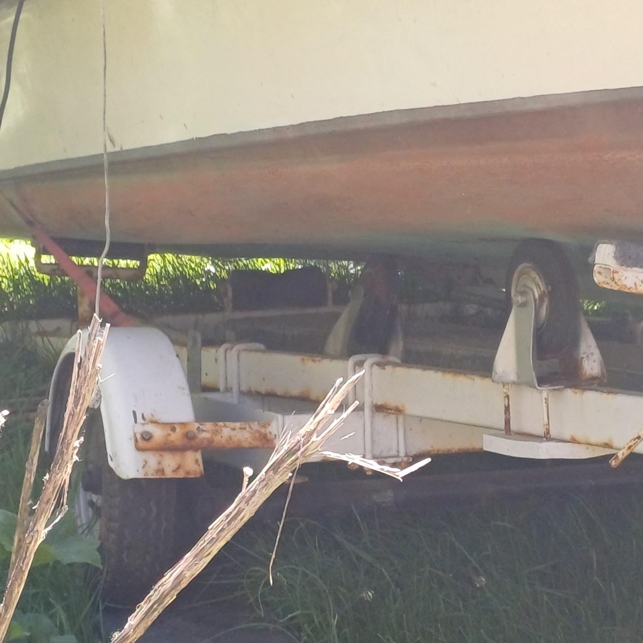 Boot met trailer zonder motor