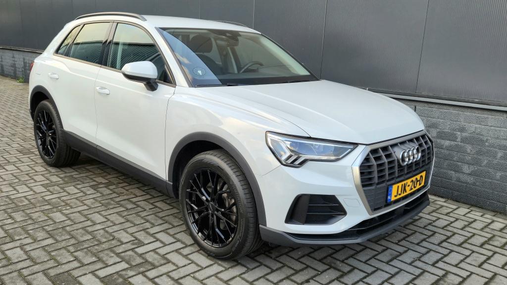 Audi Q3 45 tfsi e edition | hybride | led | clima | navi | acc | 19 inch