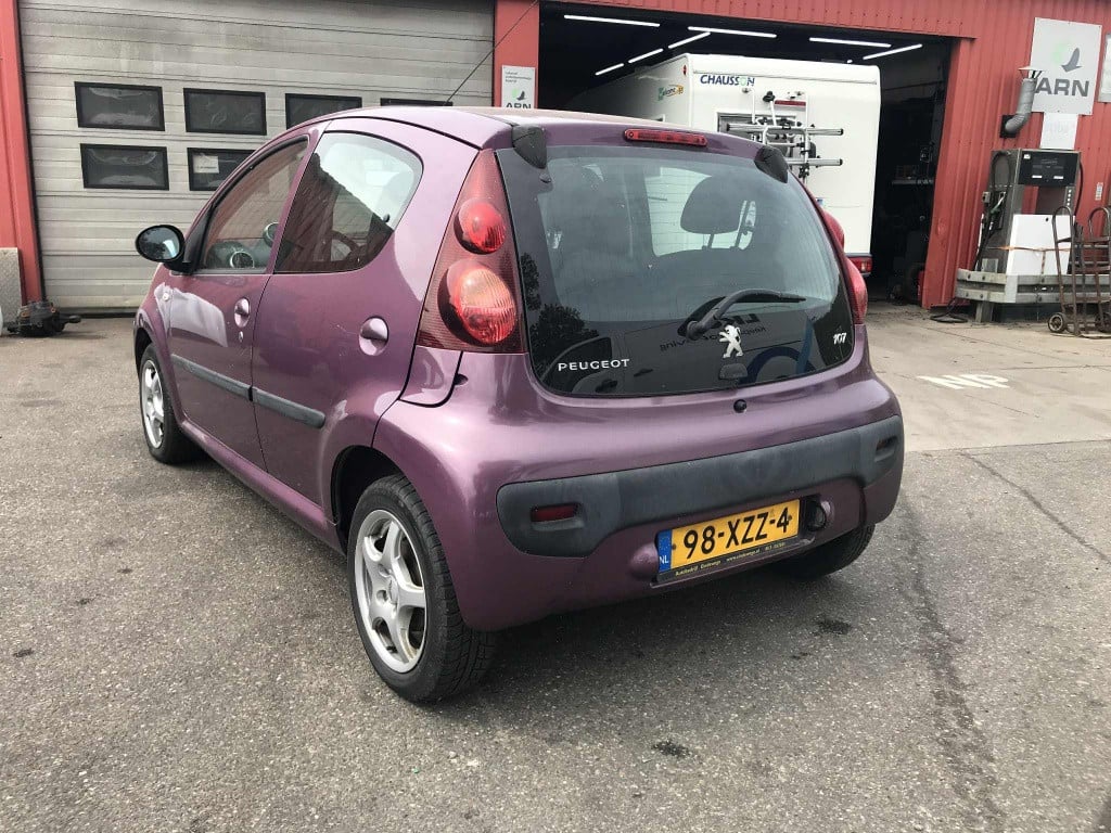 Peugeot 107 1.0 envy