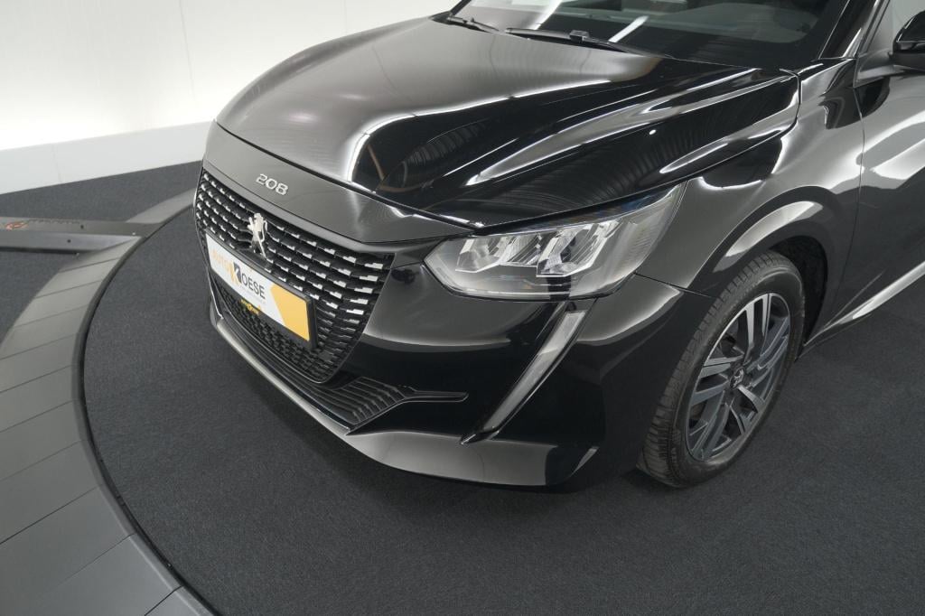 Peugeot 208 puretech 100 eat8 allure pack | keyless | camera | navigatie | 