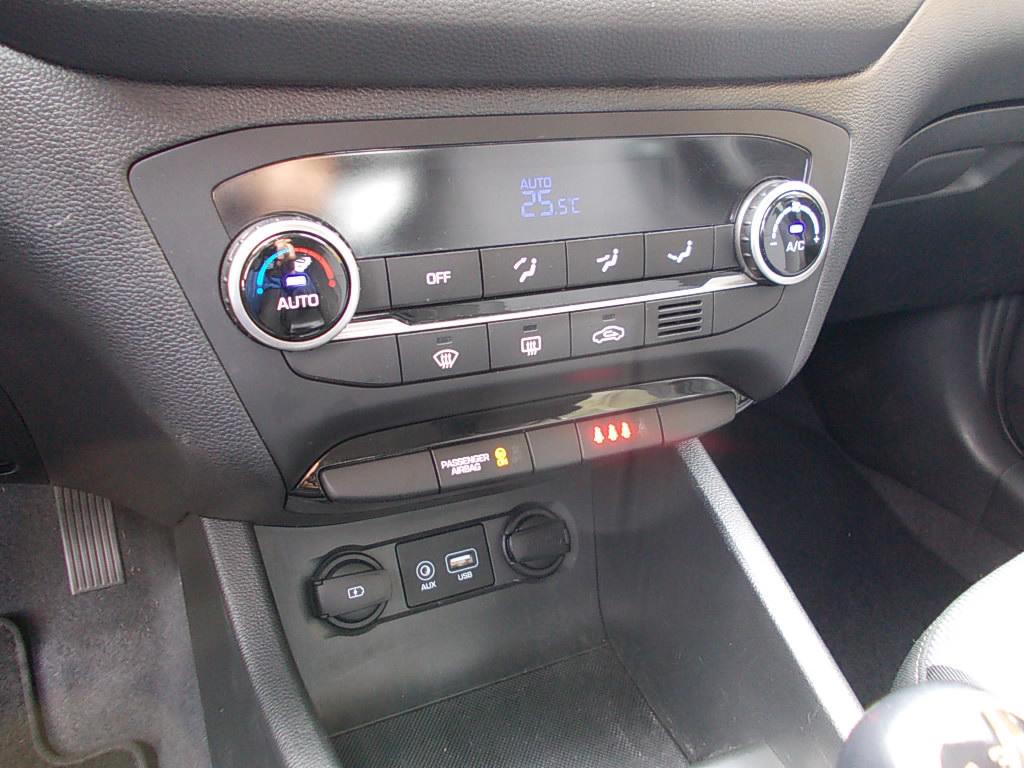 Hyundai I 20 1.0 t-gdi 101pk, airco, cam., navi, cr.contr.