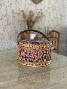 ✨Onwijs Leuke Vintage Naaimand in Zeer Goede Staat✨