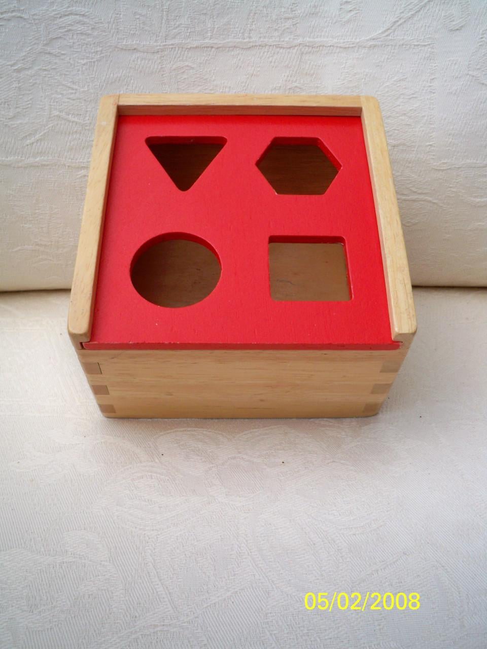 Houten vormenstoof / blokkendoos