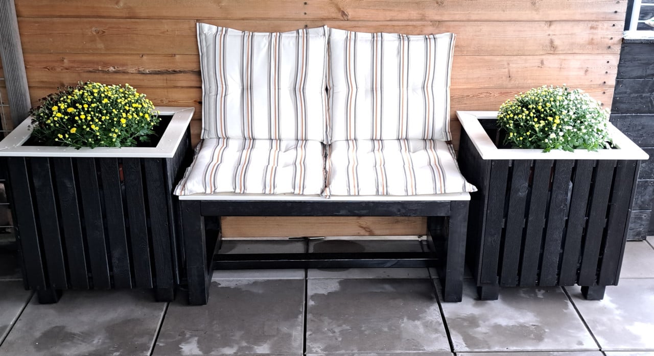 Mooie, stevige tuinbank incl. 2 plantenbakken - strak design