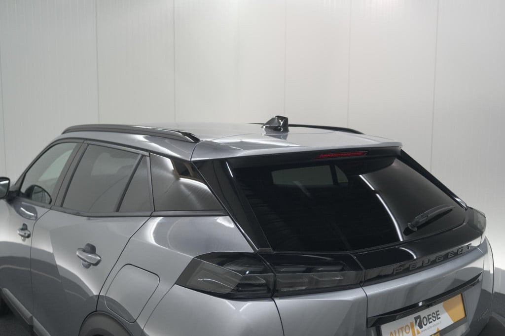 Peugeot 2008 1.2 hybrid 136 allure | 360 camera | dodehoekdetectie | naviga