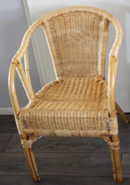 Mooie rotan stoel.