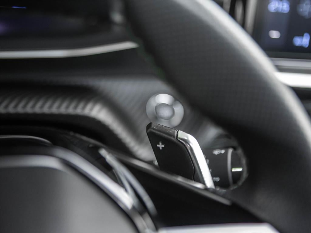 Peugeot 2008 1.2 hybrid 136pk e-dcs6 gt | panoramadak | camera | navigatie 