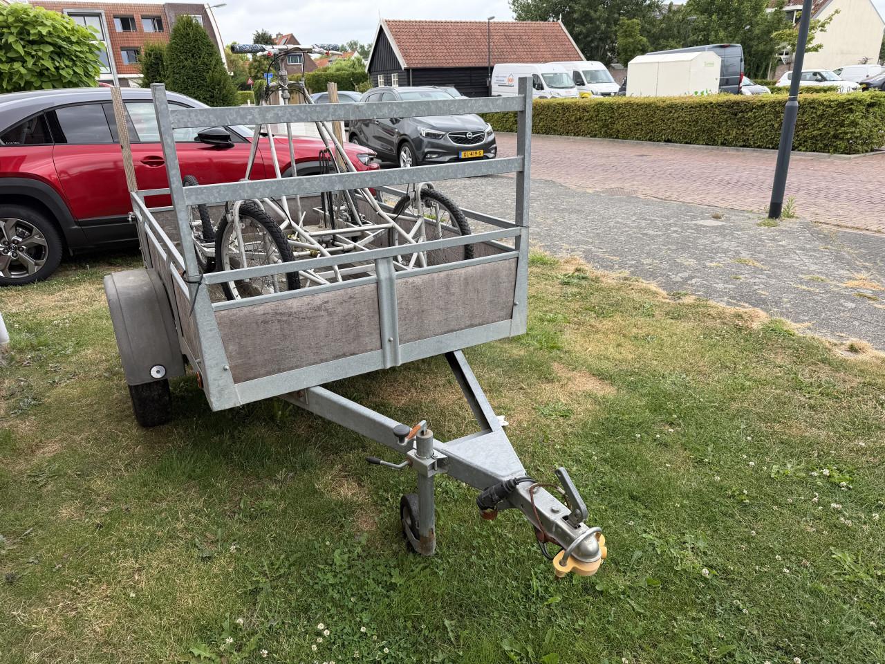 Bakwagen PAK aanhangers 120x195 cm