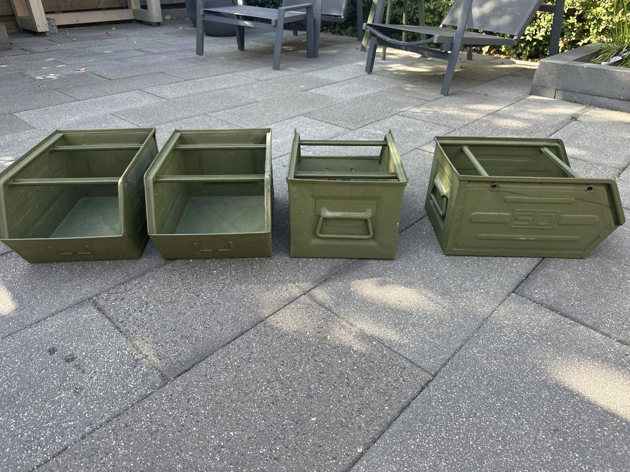 Metalen kisten