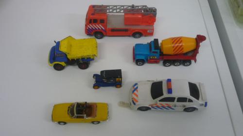 Diverse autootjes 6 stuks