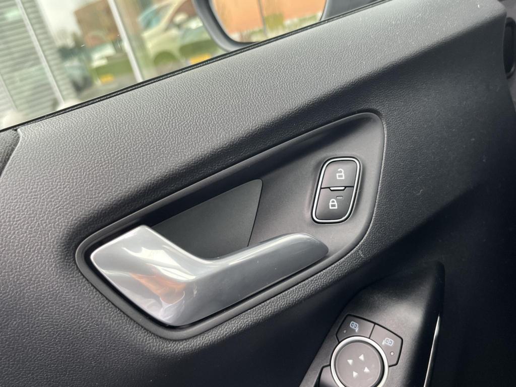 Ford Puma 1.0 ecoboost hybrid titanium | cruise control | climate control |