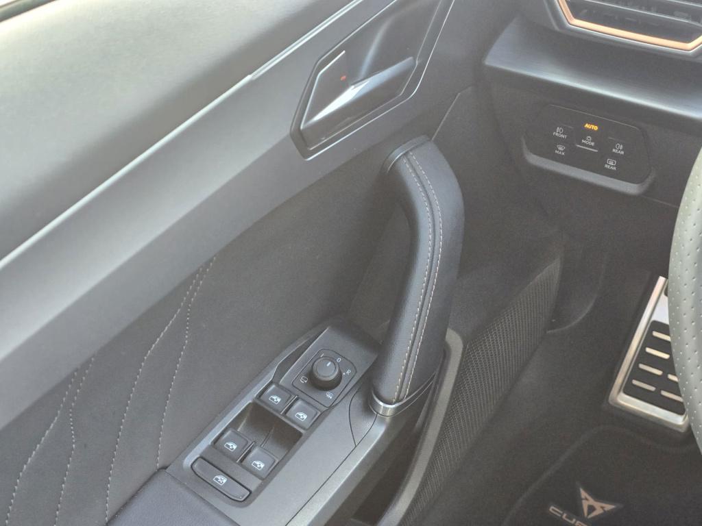 Cupra Formentor 1.4 tsi e-hybrid vz performance tribe edition