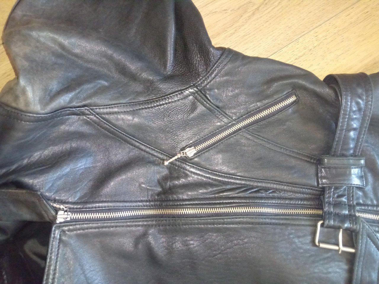 Lederen biker jasje