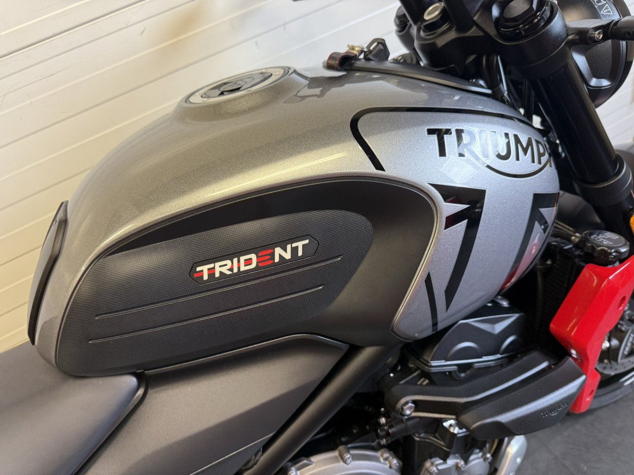 Jonge Triumph Trident 660 slechts 3200km oud!