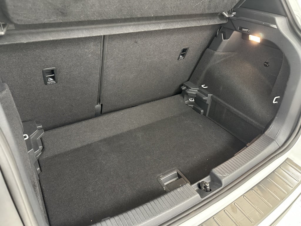 Volkswagen T-cross 1.0 tsi style 110pk | virtual cockpit | 6 versnellingen 