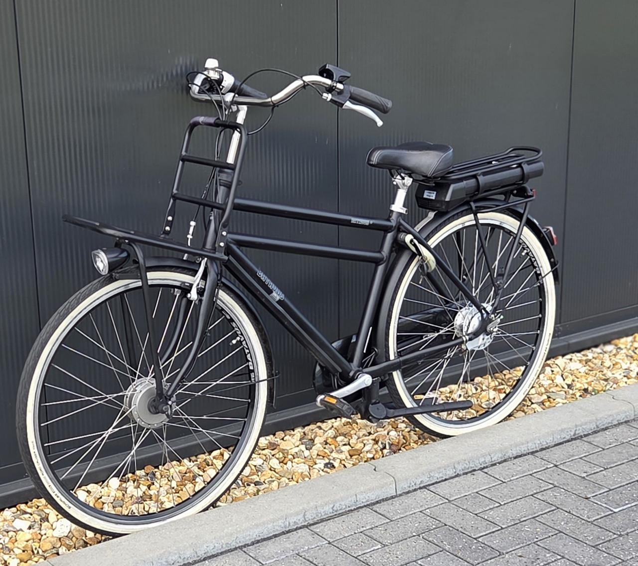 Mooie Batavus CNCTD. E-go® Elektrische herenfiets 418Wh 53cm