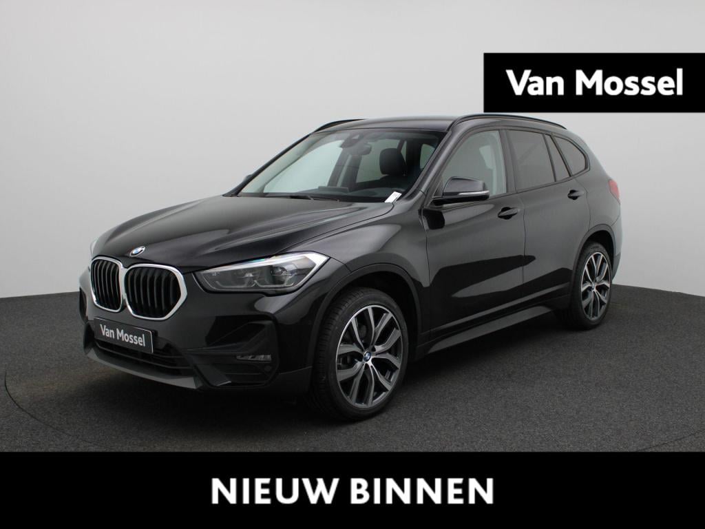 BMW X1 sdrive18i high executive | apple carplay / android auto | stoel- stu