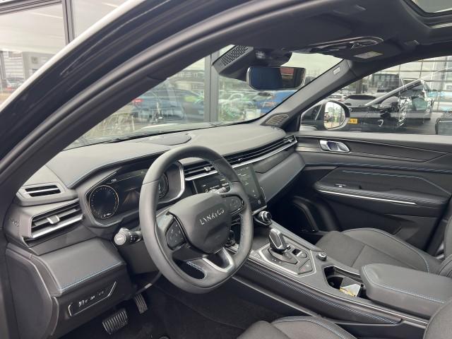 Lynk & Co 01 1.5 261pk phev 7dcth , black edition , panodak , adaptive cc ,