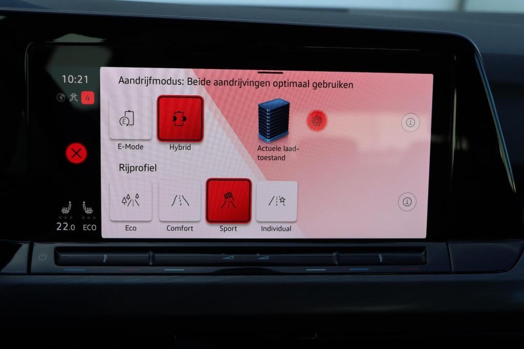 Volkswagen Golf 1.4 ehybrid style 204pk dsg6 | soh 89,2% |