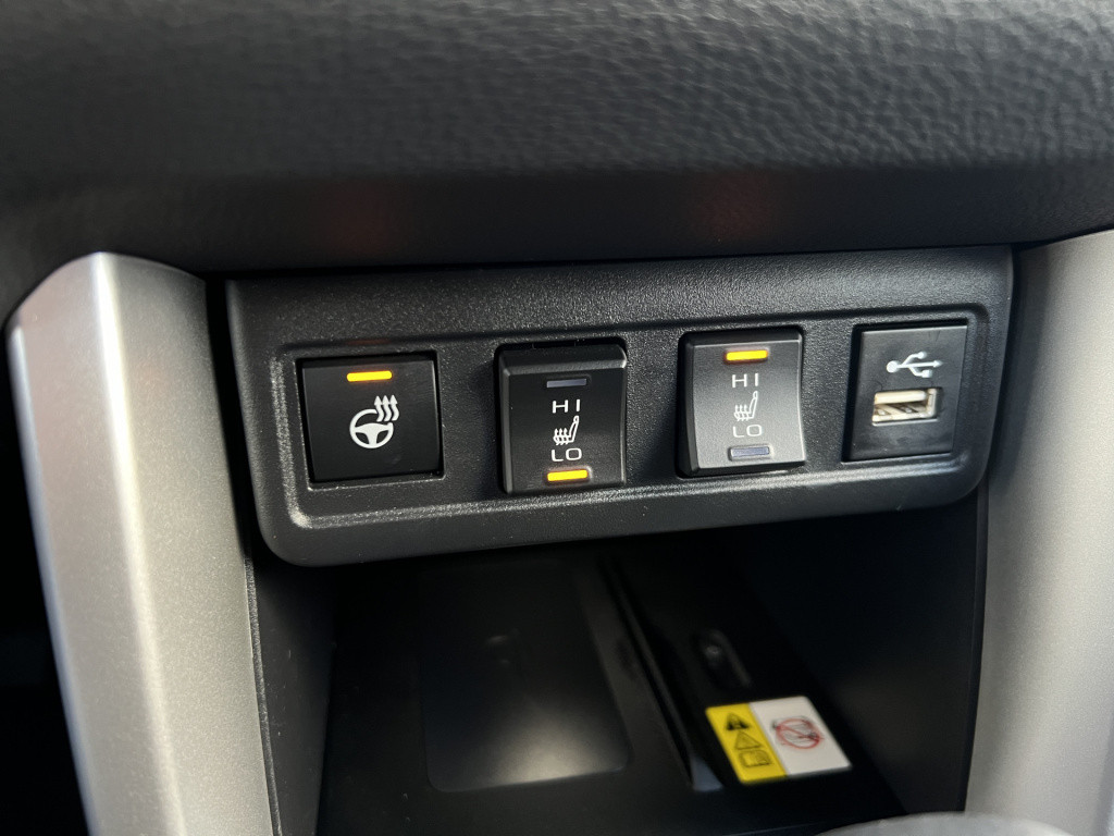 Toyota Corolla Cross hybrid 200 style