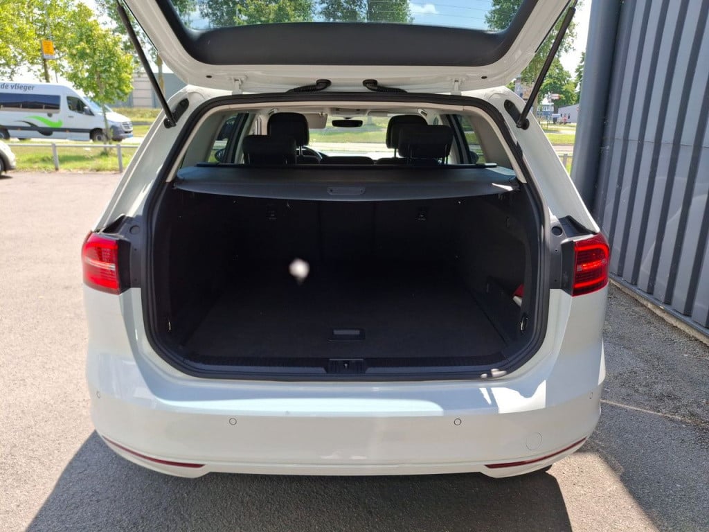 Volkswagen Passat variant 1.6 tdi business edition | led | lm | navi | came