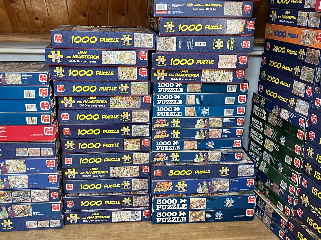 Partij Jan van Haasteren puzzels 76 dozen