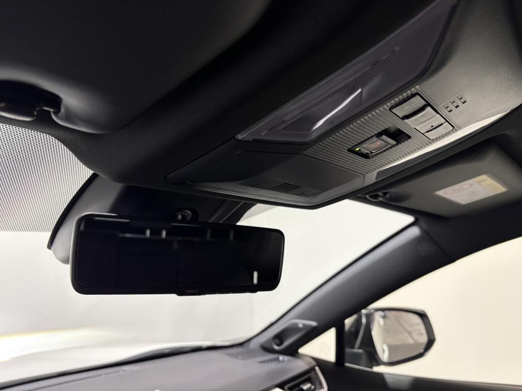 Toyota Rav4 2.5 hybrid awd bi-tone | innovation pack