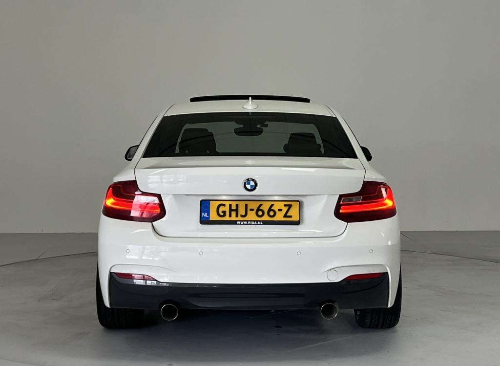 BMW 2-serie coupé 220i m sport