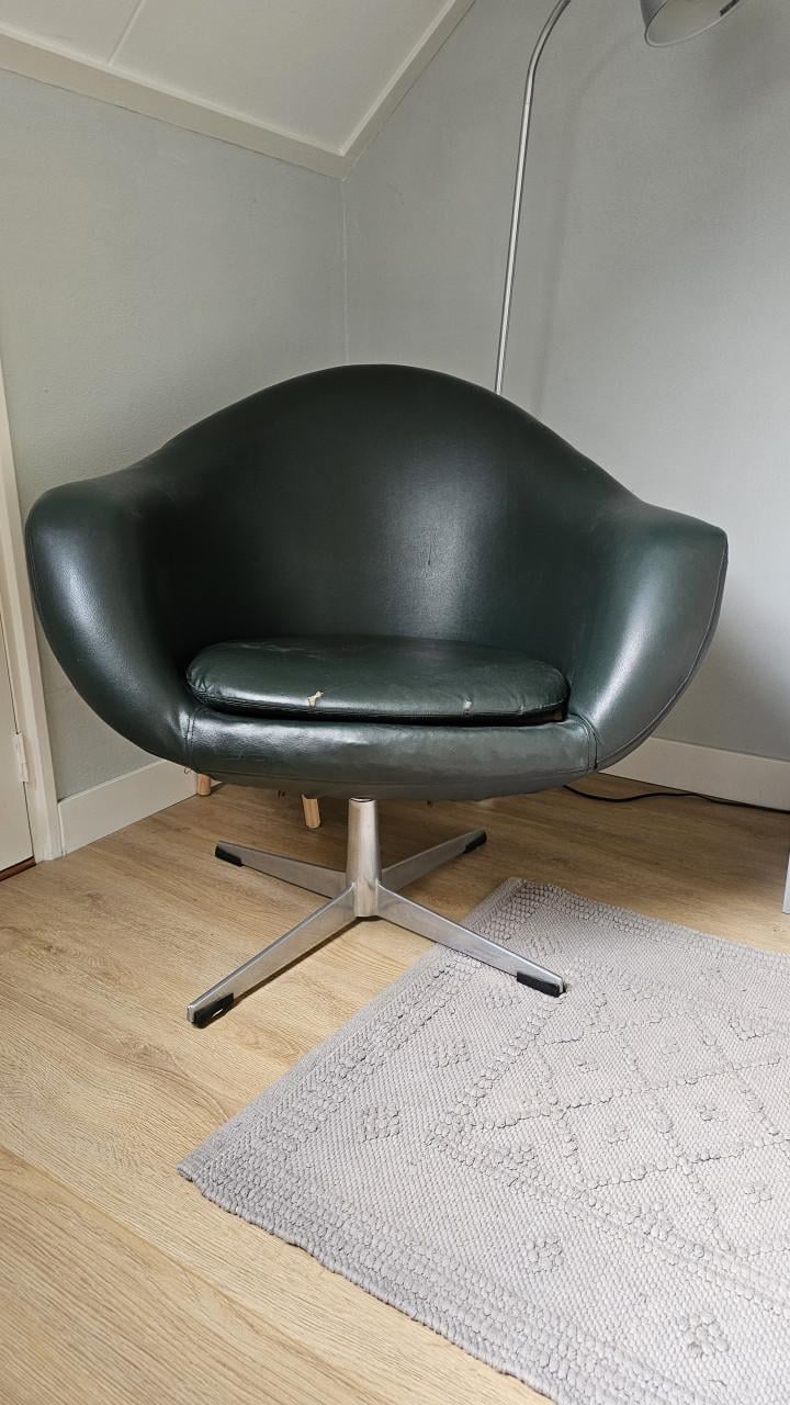 Vintage groene leren draaistoel