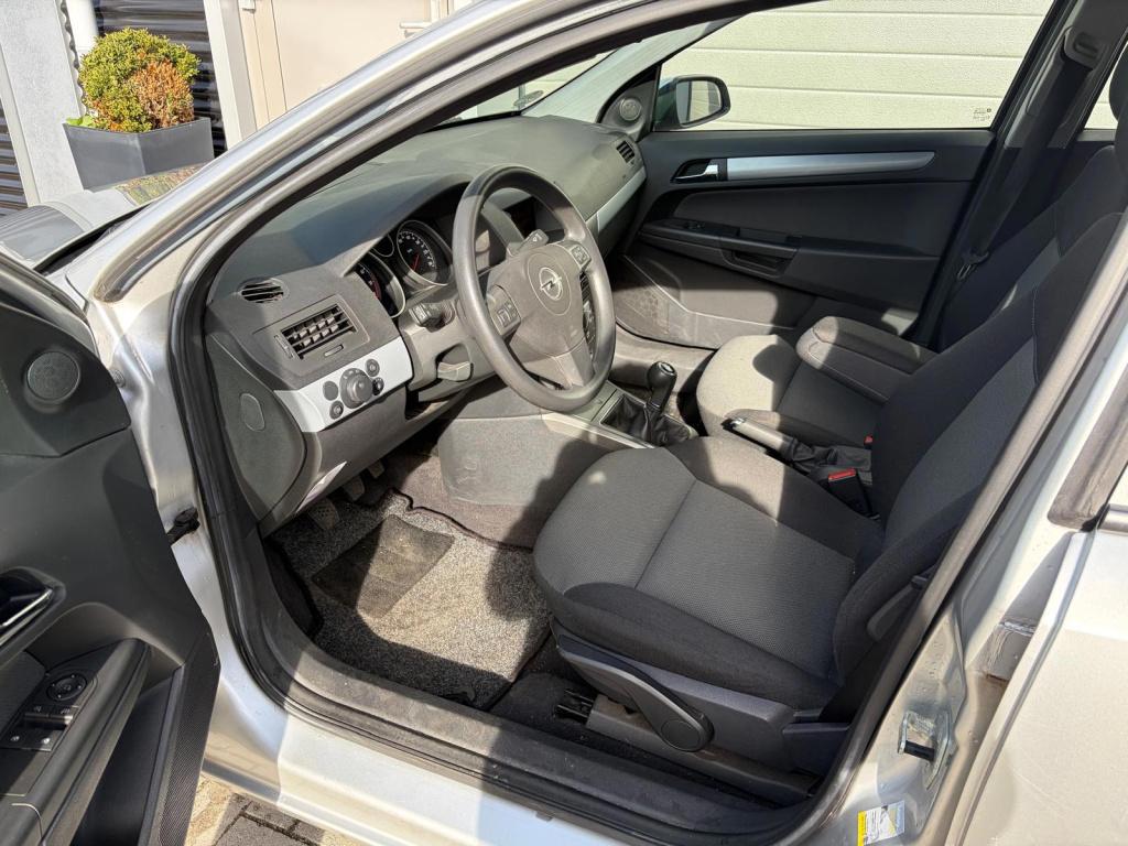 Opel Astra 1.6 edition/2e eigenaar/airco/cruise control/lichtmetaal/trekhaa