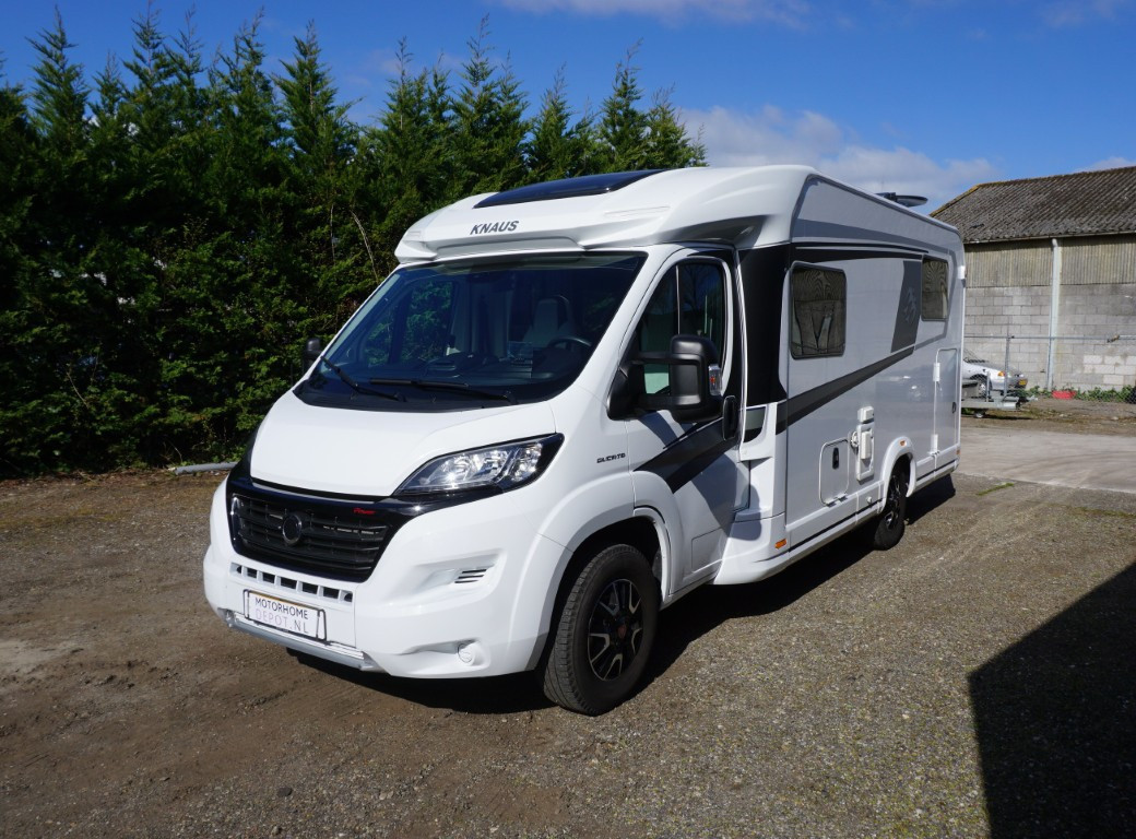 Knaus Sky TI 650 MEG Platinum Selection 9 Traps Automaat 2021 met 40.000km
