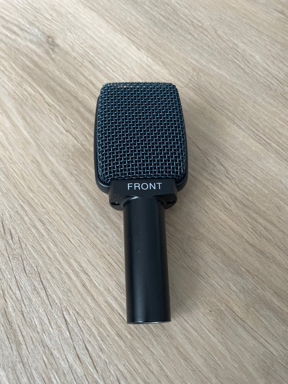 E 906 Sennheiser