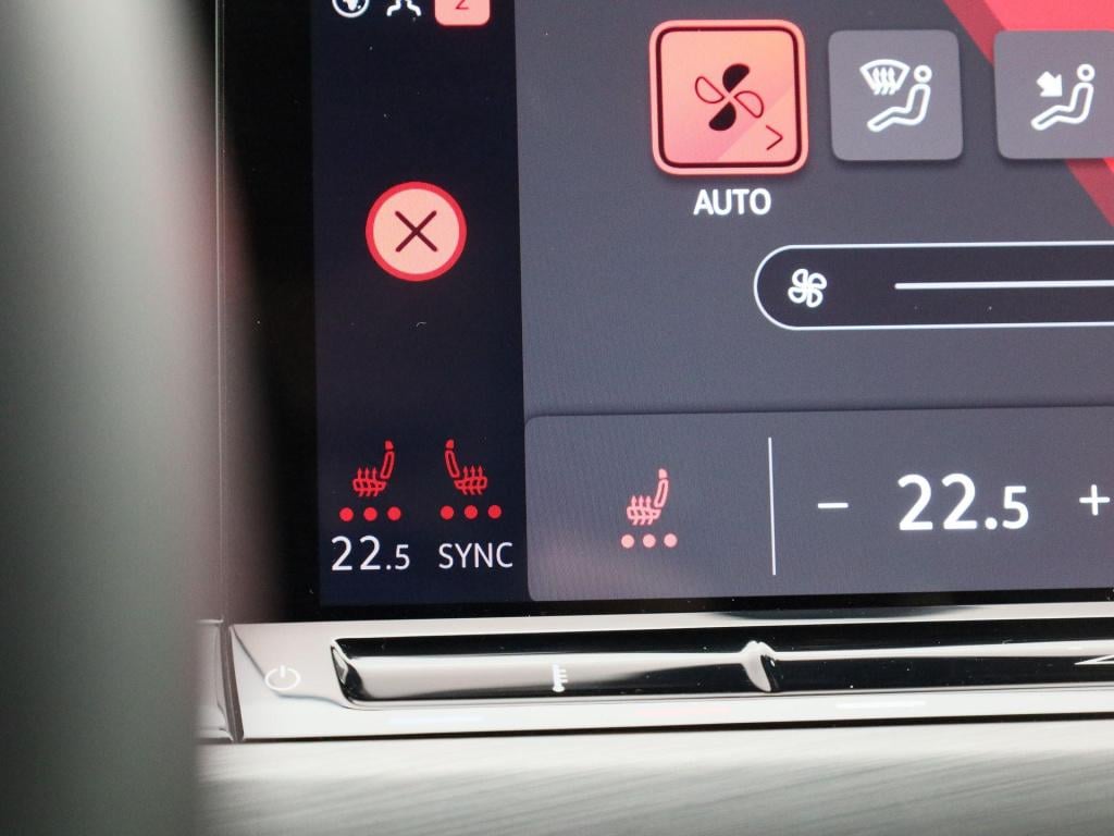 Volkswagen Golf 1.4 ehybrid style | lmv | automaat | navigatie | parkeer se