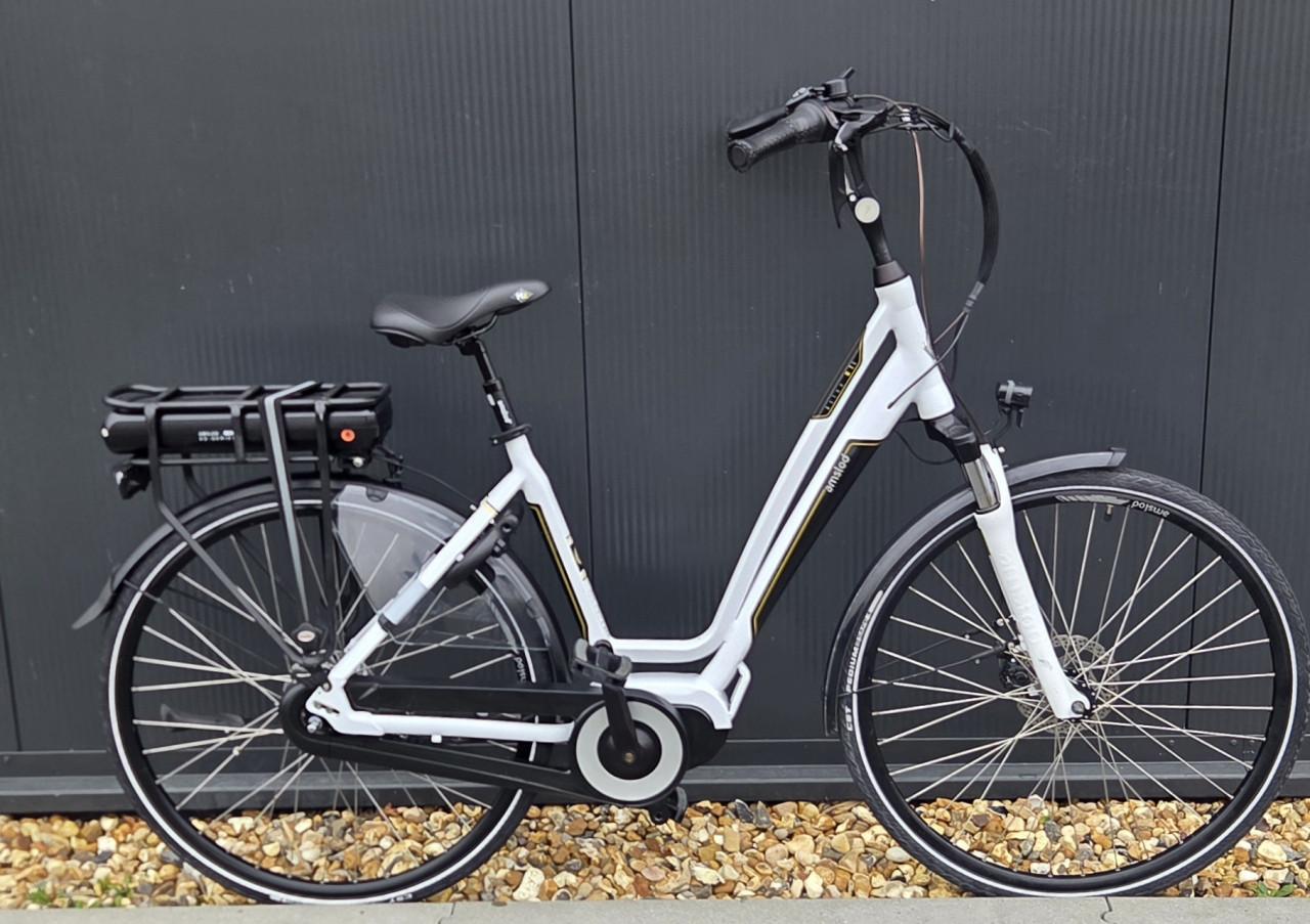 Mooie nette Amslod Aston MTX-600 53cm 600Wh