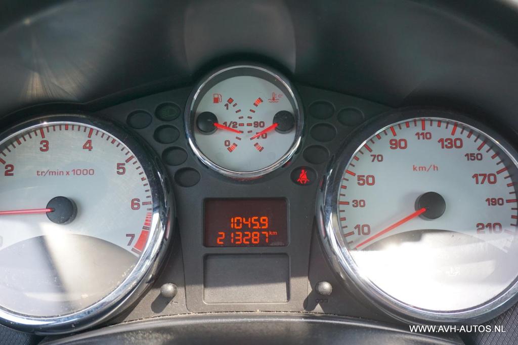 Peugeot 207 sw outdoor 1.6 vti xs