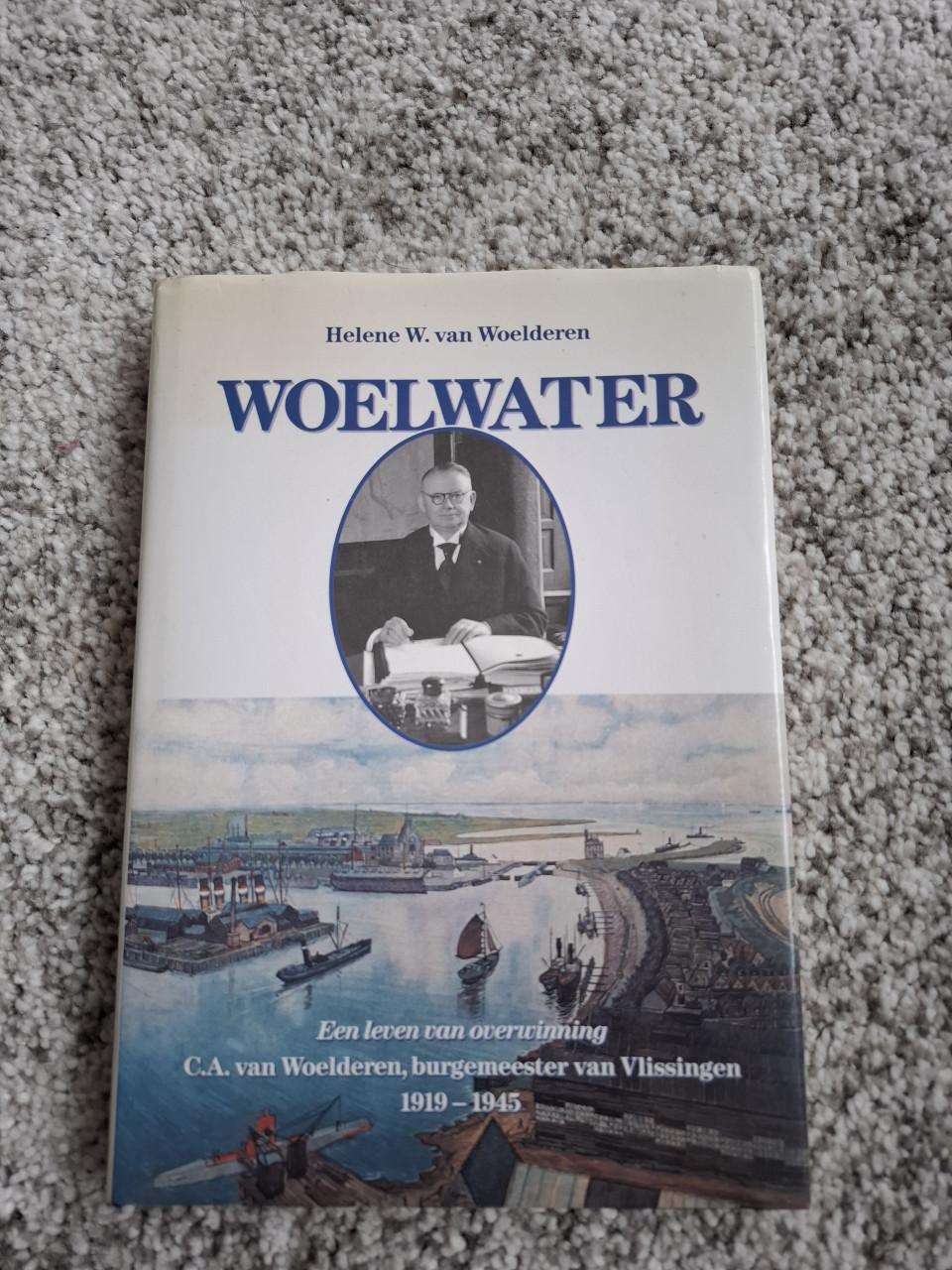 Boek: " Woelwater"