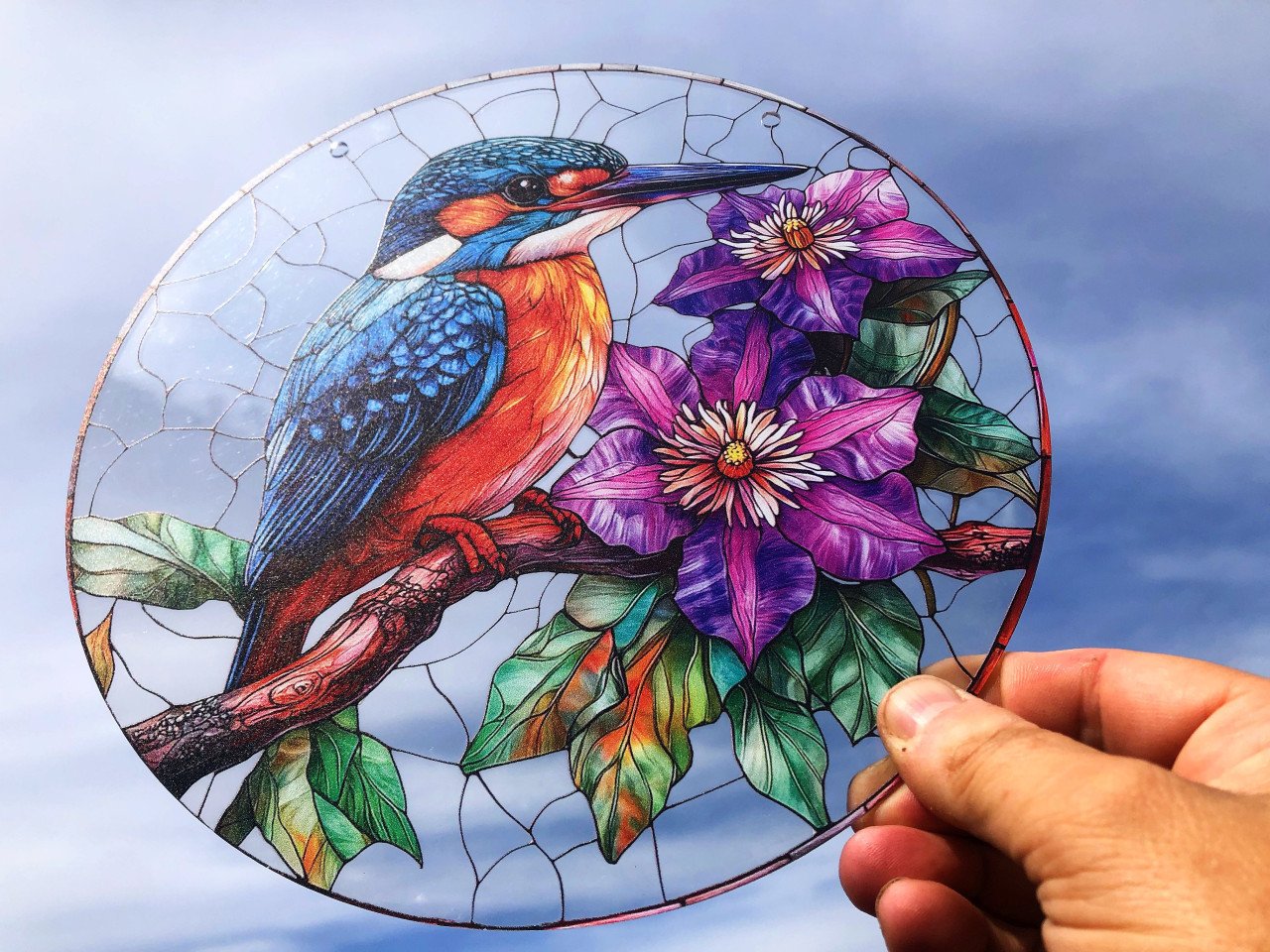 Raamhanger ( extra groot model ) ijsvogel met bloem