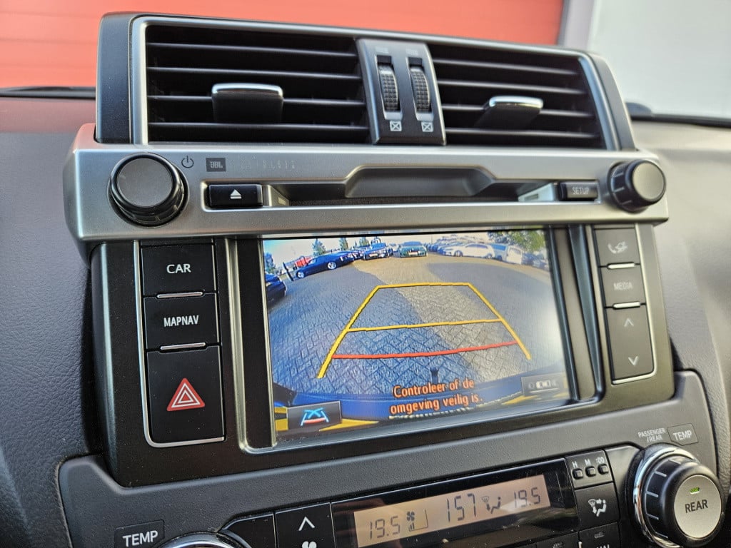 Toyota Land Cruiser 3.0 d-4d-f lx | super bijtelling! | grijs kenteken