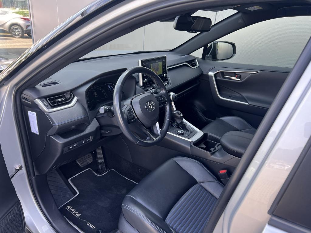 Toyota Rav4 2.5 hybrid awd bi-t. | trekhaak 1650kg | stuurverwarming |