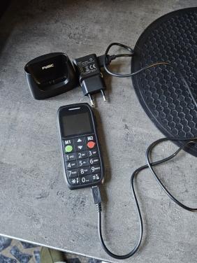 Mooi Fysic FM 7500 mobiele senioren telefoon, SOS noodknop