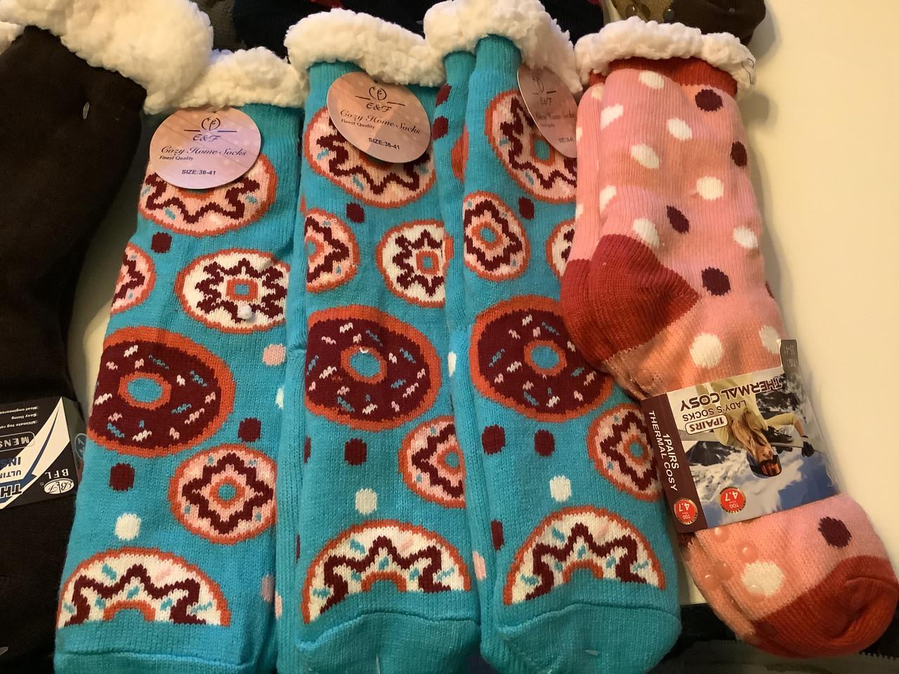 Partij heren en dames fluffy sokken. ( partij 254)