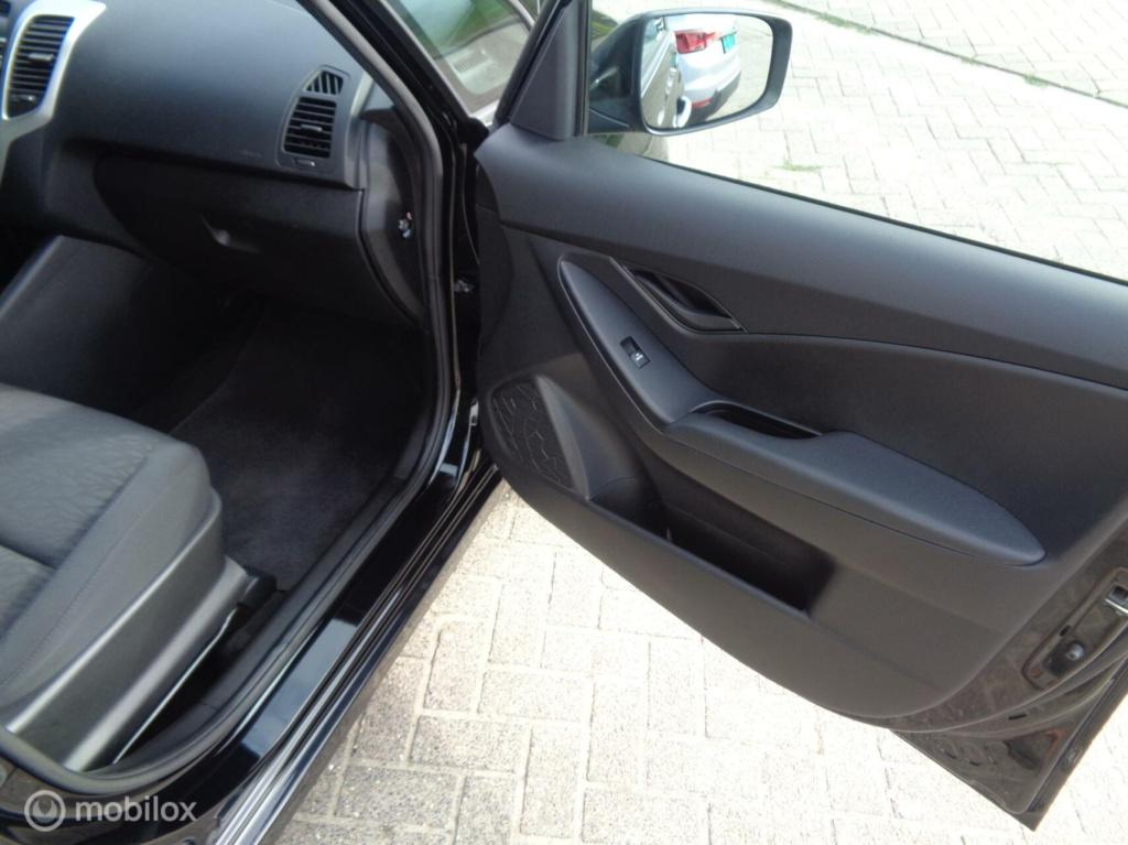 Hyundai Ix20 1.4i i-drive/airco/lm velgen/pdc/camera/trekhaak/hoge zit/nap
