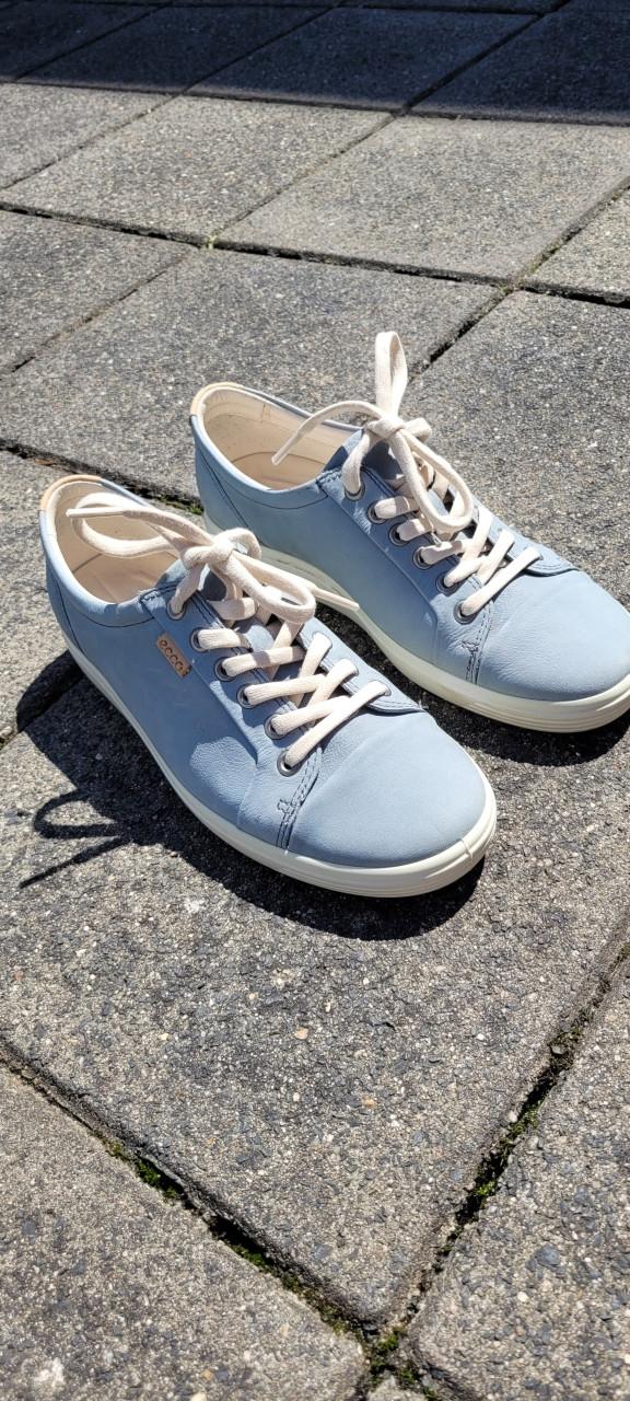 Lichtblauwe Ecco sneakers maat 38