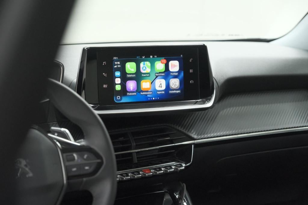 Peugeot 2008 puretech 130 eat8 allure pack | camera | parkeersensoren | key