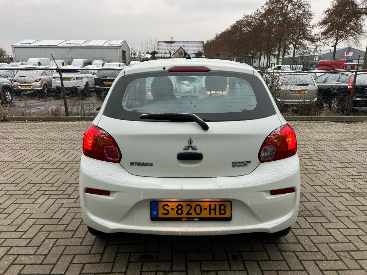 Mitsubishi Space Star 1.0 Entry 117.938KM