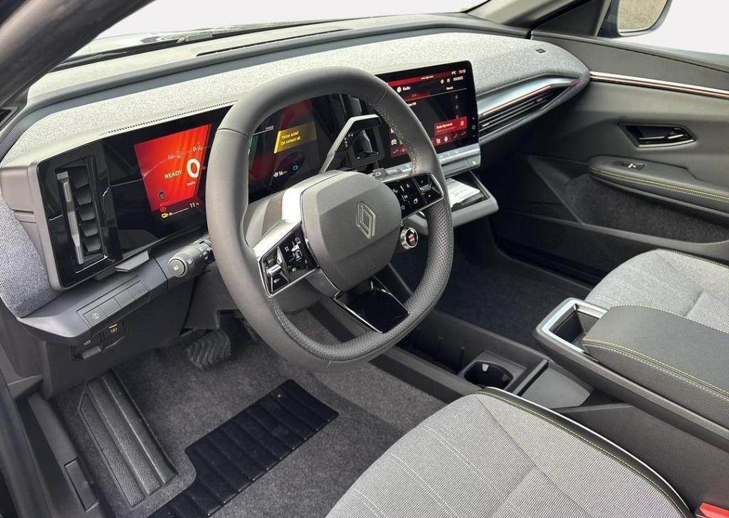 Renault Megane E-tech comfort range techno 60 kwh - pack driving & comfort 