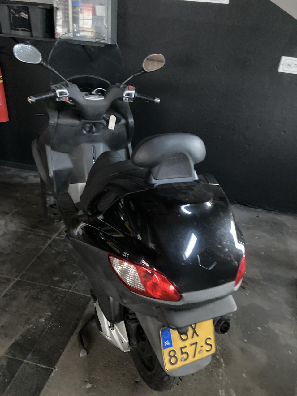 Motorscooter | MP3 | Piaggio | B - Rijbewijs