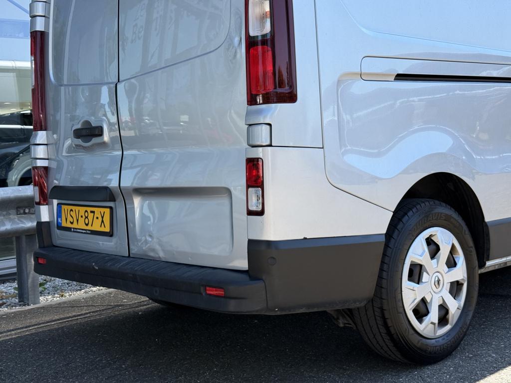Renault Trafic 2.0 dci 130 t29 l2h1 dc 6 pers. work edition | navi | carpla