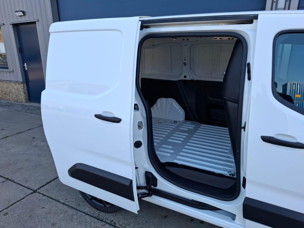 Peugeot Partner 1.5 bluehdi pro airco / cruise controle / n.a.p / euro 6